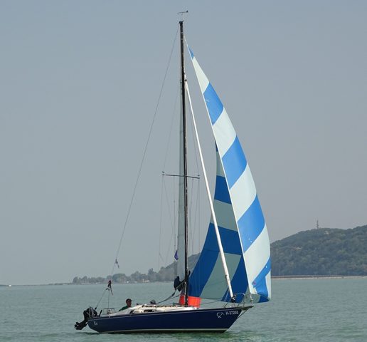 30 Fenyves Kupa