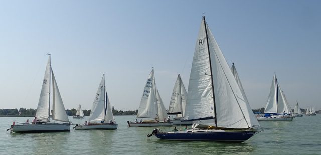 30 Fenyves Kupa